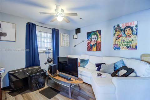 Купить коммерческую недвижимость в Бойнтон-Бич, Флорида 213.49м2, № 2026730 - фото 16