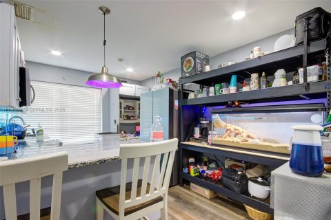 Купить коммерческую недвижимость в Бойнтон-Бич, Флорида 213.49м2, № 2026730 - фото 13