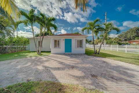 Villa ou maison à Miami, Floride 3 chambres, 96.34 m2 № 1978546