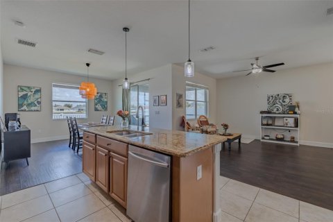 Villa ou maison à vendre à Riverview, Floride: 4 chambres, 170.94 m2 № 2352272 - photo 13