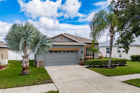 House in Riverview, Florida 4 bedrooms, 170.94 sq.m. № 2352272