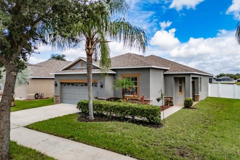 Villa ou maison à vendre à Riverview, Floride: 4 chambres, 170.94 m2 № 2352272 - photo 3