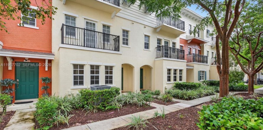 Adosado en Pompano Beach, Florida 3 dormitorios, 184.69 m2 № 2029431