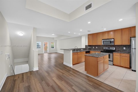 Adosado en venta en Pompano Beach, Florida, 3 dormitorios, 184.69 m2 № 2029431 - foto 17