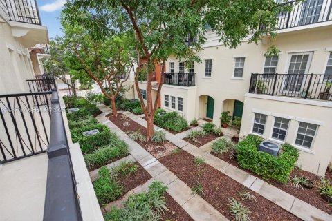 Adosado en venta en Pompano Beach, Florida, 3 dormitorios, 184.69 m2 № 2029431 - foto 30