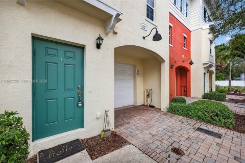 Adosado en venta en Pompano Beach, Florida, 3 dormitorios, 184.69 m2 № 2029431 - foto 7