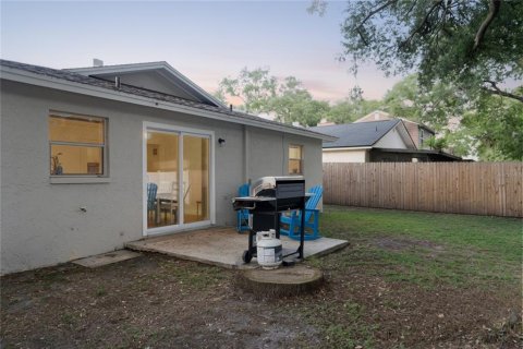 House in Tampa, Florida 3 bedrooms, 112.78 sq.m. № 2217253 - photo 20