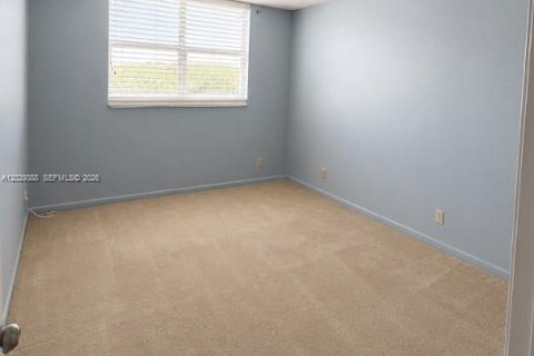 Condo in Dania Beach, Florida, 2 bedrooms  № 2086006 - photo 25