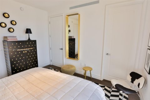 Condo in Sunny Isles Beach, Florida, 3 bedrooms № 2076383 - photo 27