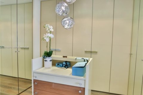 Condo in Sunny Isles Beach, Florida, 3 bedrooms № 2076383 - photo 20
