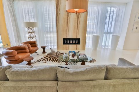 Condo in Sunny Isles Beach, Florida, 3 bedrooms № 2076383 - photo 7