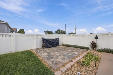 Casa en venta en Zephyrhills, Florida, 4 dormitorios, 145.3 m2 № 2383382 - foto 28