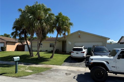 Casa en venta en Homestead, Florida, 3 dormitorios, 148.83 m2 № 1938690 - foto 3