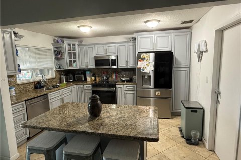 Casa en venta en Homestead, Florida, 3 dormitorios, 148.83 m2 № 1938690 - foto 8