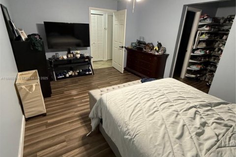 Casa en venta en Homestead, Florida, 3 dormitorios, 148.83 m2 № 1938690 - foto 18