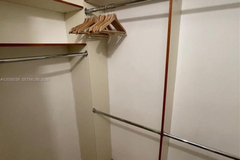 Copropriété à vendre à Miami, Floride: 3 chambres, 148.83 m2 № 2249013 - photo 22