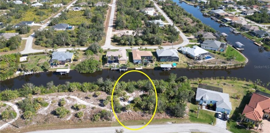 Terreno en Port Charlotte, Florida № 1520994