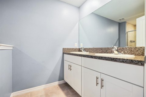 Adosado en venta en Ruskin, Florida, 3 dormitorios, 158.03 m2 № 2149211 - foto 16