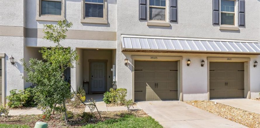 Adosado en Ruskin, Florida 3 dormitorios, 158.03 m2 № 2149211