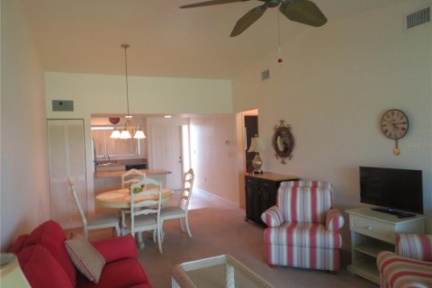 Condo in Punta Gorda, Florida, 2 bedrooms  № 1522732 - photo 7
