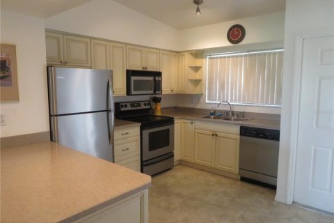 Condo in Punta Gorda, Florida, 2 bedrooms  № 1522732 - photo 11