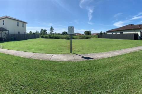 Commercial property in Homestead, Florida № 2005998