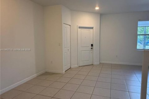 Casa en alquiler en Homestead, Florida, 3 dormitorios, 149.76 m2 № 2026288 - foto 6