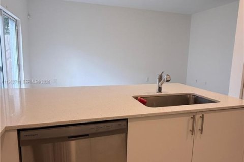 Casa en alquiler en Homestead, Florida, 3 dormitorios, 149.76 m2 № 2026288 - foto 20