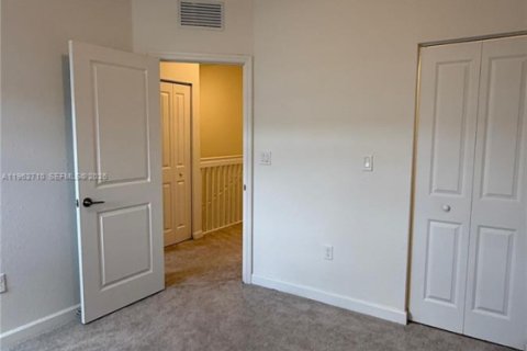 Casa en alquiler en Homestead, Florida, 3 dormitorios, 149.76 m2 № 2026288 - foto 28