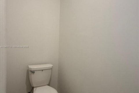 Casa en alquiler en Homestead, Florida, 3 dormitorios, 149.76 m2 № 2026288 - foto 22