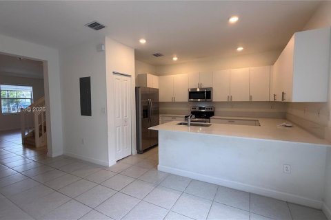 Casa en alquiler en Homestead, Florida, 3 dormitorios, 149.76 m2 № 2026288 - foto 11