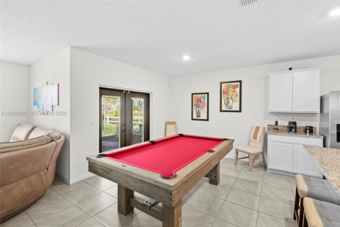 Casa en venta en Palm Bay, Florida, 4 dormitorios, 170.01 m2 № 2071266 - foto 8