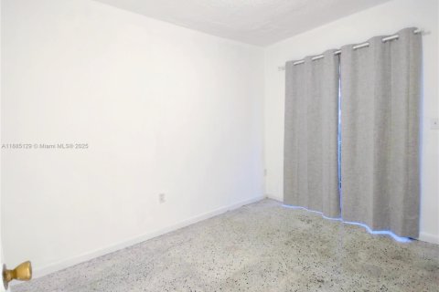 Condo in Miami, Florida, 2 bedrooms  № 1930575 - photo 22