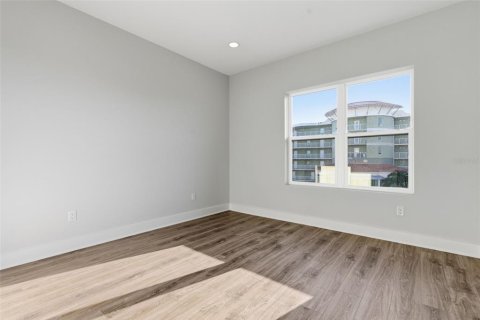 Copropriété à vendre à Treasure Island, Floride: 5 chambres, 234.02 m2 № 2377747 - photo 30