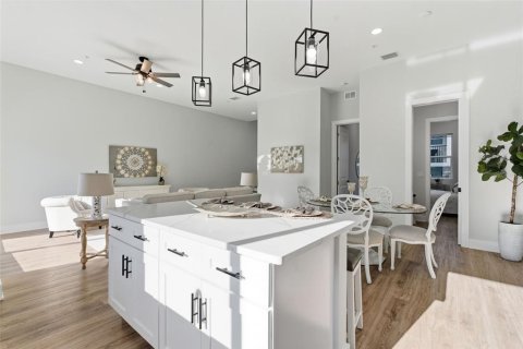 Copropriété à vendre à Treasure Island, Floride: 5 chambres, 234.02 m2 № 2377747 - photo 19
