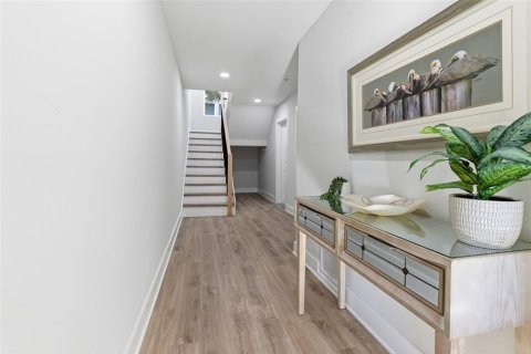 Copropriété à vendre à Treasure Island, Floride: 5 chambres, 234.02 m2 № 2377747 - photo 9