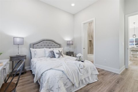 Copropriété à vendre à Treasure Island, Floride: 5 chambres, 234.02 m2 № 2377747 - photo 25