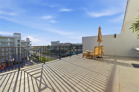 Copropriété à vendre à Treasure Island, Floride: 5 chambres, 234.02 m2 № 2377747 - photo 6