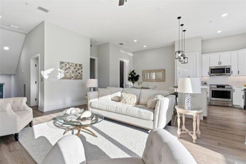 Copropriété à vendre à Treasure Island, Floride: 5 chambres, 234.02 m2 № 2377747 - photo 14