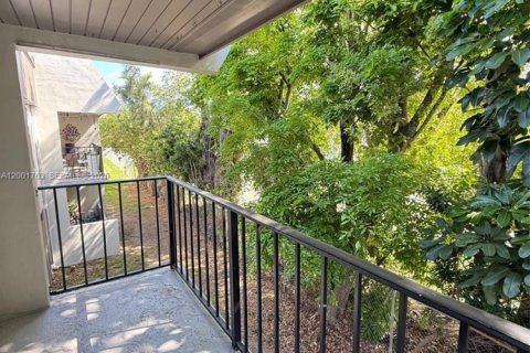 Copropriété à louer à Miami, Floride: 1 chambre, 69.68 m2 № 2065910 - photo 17