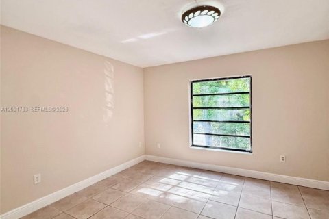 Copropriété à louer à Miami, Floride: 1 chambre, 69.68 m2 № 2065910 - photo 11