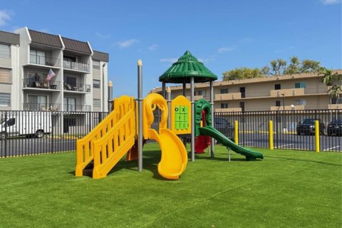 Copropriété à louer à Miami, Floride: 1 chambre, 69.68 m2 № 2065910 - photo 21