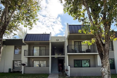 Copropriété à louer à Miami, Floride: 1 chambre, 69.68 m2 № 2065910 - photo 4