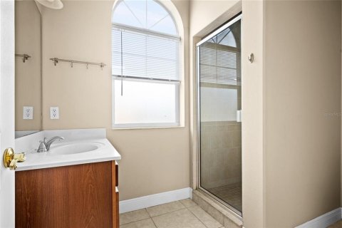 Adosado en venta en Tarpon Springs, Florida, 3 dormitorios, 166.57 m2 № 1878169 - foto 14