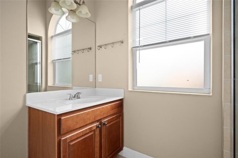 Adosado en venta en Tarpon Springs, Florida, 3 dormitorios, 166.57 m2 № 1878169 - foto 15
