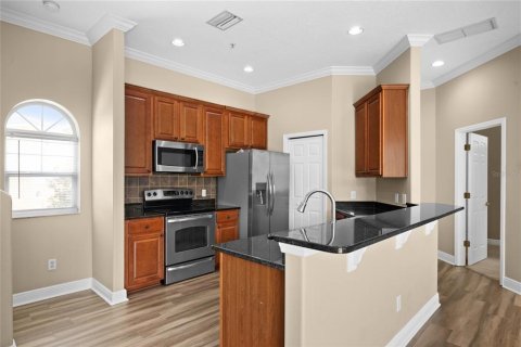 Adosado en venta en Tarpon Springs, Florida, 3 dormitorios, 166.57 m2 № 1878169 - foto 7