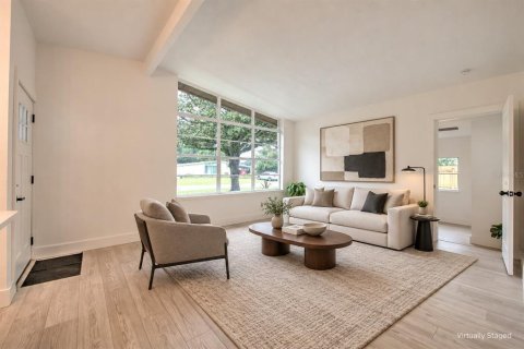 Villa ou maison à vendre à Brandon, Floride: 3 chambres, 155.89 m2 № 2408040 - photo 4