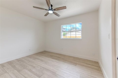 Villa ou maison à vendre à Brandon, Floride: 3 chambres, 155.89 m2 № 2408040 - photo 29