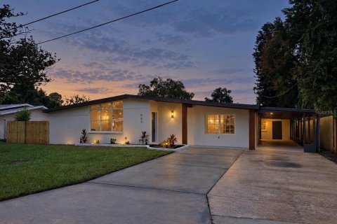Villa ou maison à Brandon, Floride 3 chambres, 155.89 m2 № 2408040