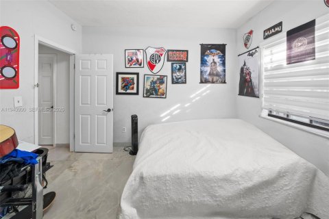 House in Surfside, Florida 3 bedrooms, 123.28 sq.m. № 2000968 - photo 27